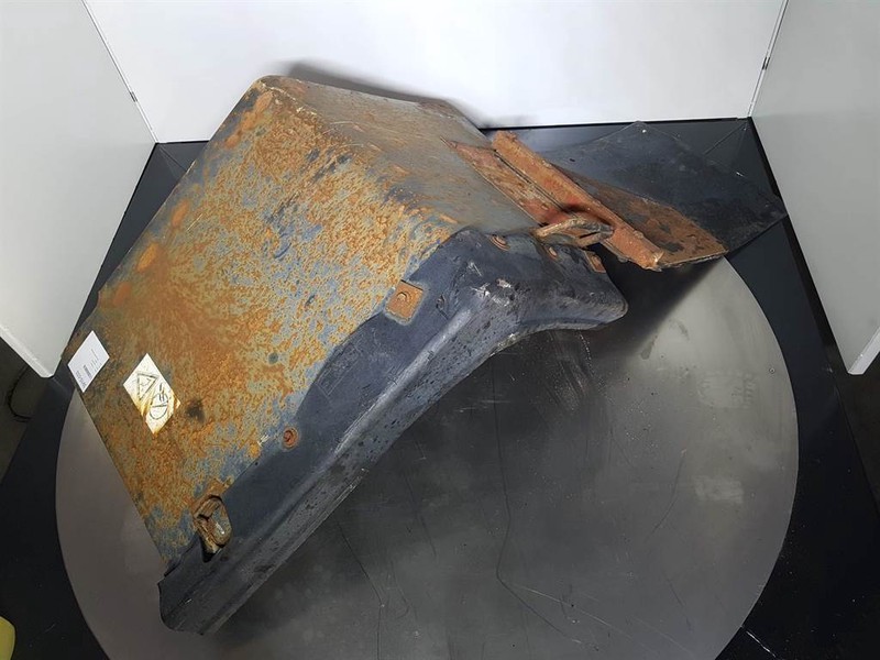 Komatsu WA 320 - 5H - Fender/Kotflügel/Spatbord - Калник за Строителна техника: снимка 3 Komatsu WA 320 - 5H - Fender/Kotflügel/Spatbord - Калник за Строителна техника: снимка 3
