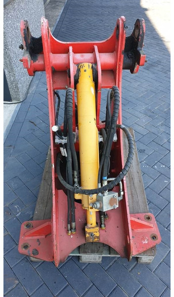 Komatsu WA70-5 - Chassis/Frame - Рама/ Шаси за Строителна техника: снимка 2 Komatsu WA70-5 - Chassis/Frame - Рама/ Шаси за Строителна техника: снимка 2