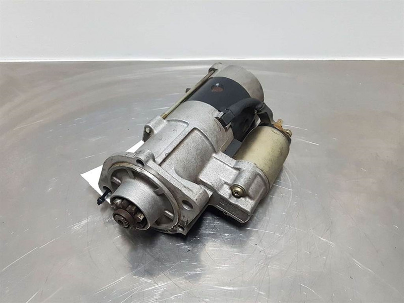 Kubota 12V 9T 2,5KW-Starter/Anlasser/Startmotor - Двигател за Строителна техника: снимка 1 Kubota 12V 9T 2,5KW-Starter/Anlasser/Startmotor - Двигател за Строителна техника: снимка 1