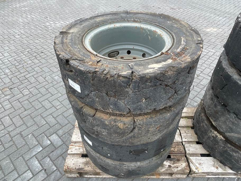 Liebherr 10.00-20 - Tire/Reifen/Band - Гуми и джанти за Строителна техника: снимка 4 Liebherr 10.00-20 - Tire/Reifen/Band - Гуми и джанти за Строителна техника: снимка 4