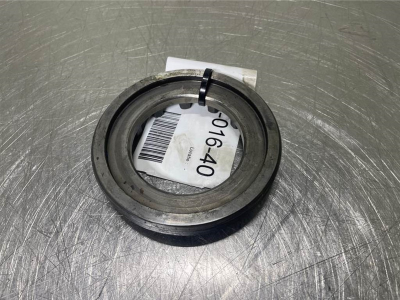 Liebherr L544-7009229-Adjusting nut/Einstellmutter - Ос и части за Строителна техника: снимка 3 Liebherr L544-7009229-Adjusting nut/Einstellmutter - Ос и части за Строителна техника: снимка 3