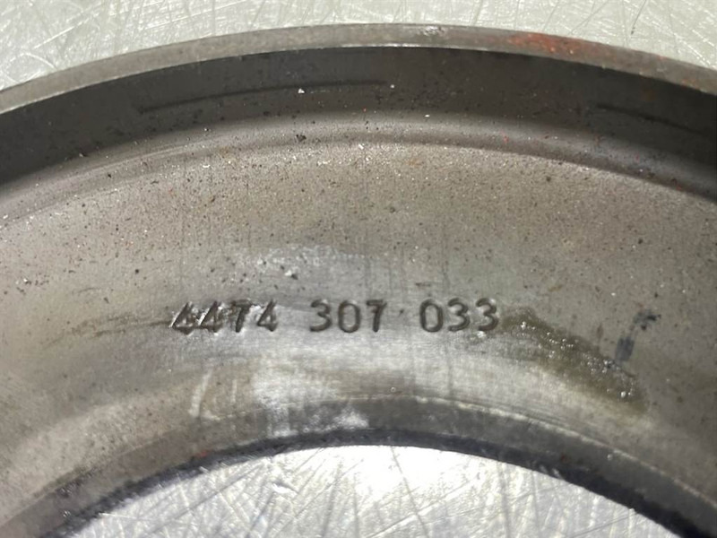 Liebherr L574-4635105/7615100-Slotted nut/Nutmutter/Plate - Ос и части за Строителна техника: снимка 5 Liebherr L574-4635105/7615100-Slotted nut/Nutmutter/Plate - Ос и части за Строителна техника: снимка 5