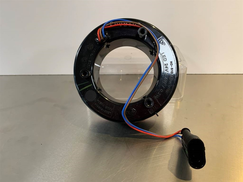 Liebherr LH - 10665279 - Light/Leuchte/Verlichting - Светлина/ Осветление за Строителна техника: снимка 2 Liebherr LH - 10665279 - Light/Leuchte/Verlichting - Светлина/ Осветление за Строителна техника: снимка 2