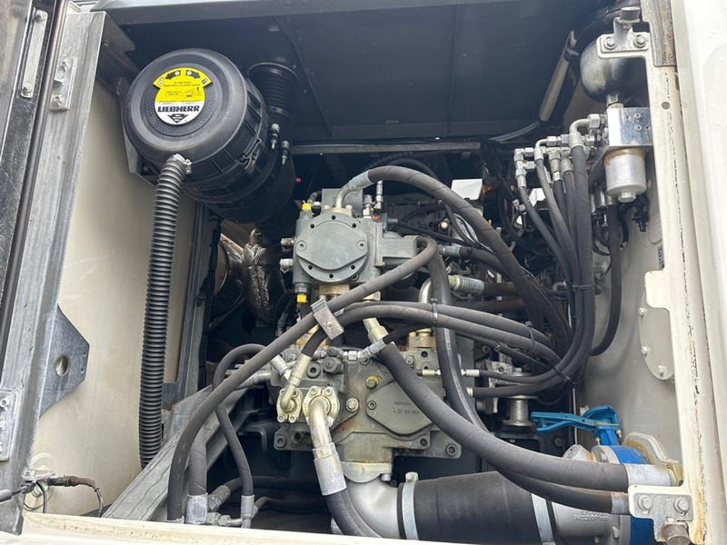 Лизинг на Liebherr LH 40 M Litronic Material Handler Liebherr LH 40 M Litronic Material Handler: снимка 14 Лизинг на Liebherr LH 40 M Litronic Material Handler Liebherr LH 40 M Litronic Material Handler: снимка 14