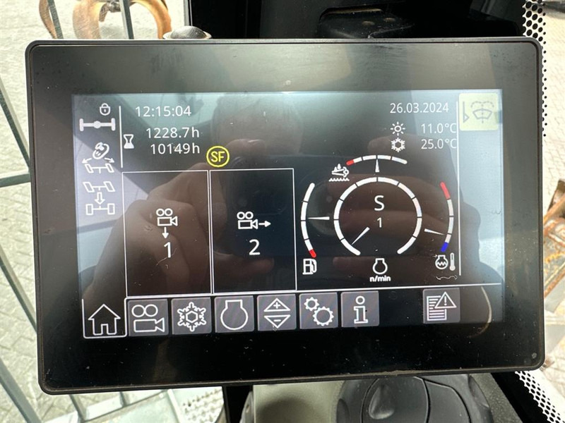 Лизинг на Liebherr LH 40 M Litronic Material Handler Liebherr LH 40 M Litronic Material Handler: снимка 19 Лизинг на Liebherr LH 40 M Litronic Material Handler Liebherr LH 40 M Litronic Material Handler: снимка 19