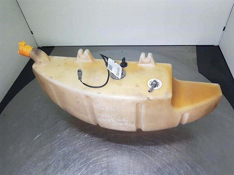 Manitou 160ATJ - Fuel tank/Kraftstofftank/Brandstoftank - Рама/ Шаси за Строителна техника: снимка 2 Manitou 160ATJ - Fuel tank/Kraftstofftank/Brandstoftank - Рама/ Шаси за Строителна техника: снимка 2