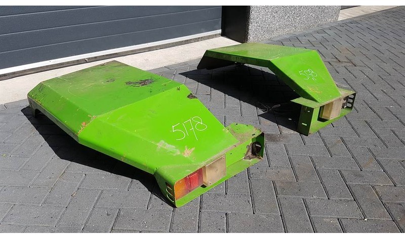 Manitou MT 1237 - Fender/Kotflügel/Spatbord - Калник за Строителна техника: снимка 1 Manitou MT 1237 - Fender/Kotflügel/Spatbord - Калник за Строителна техника: снимка 1