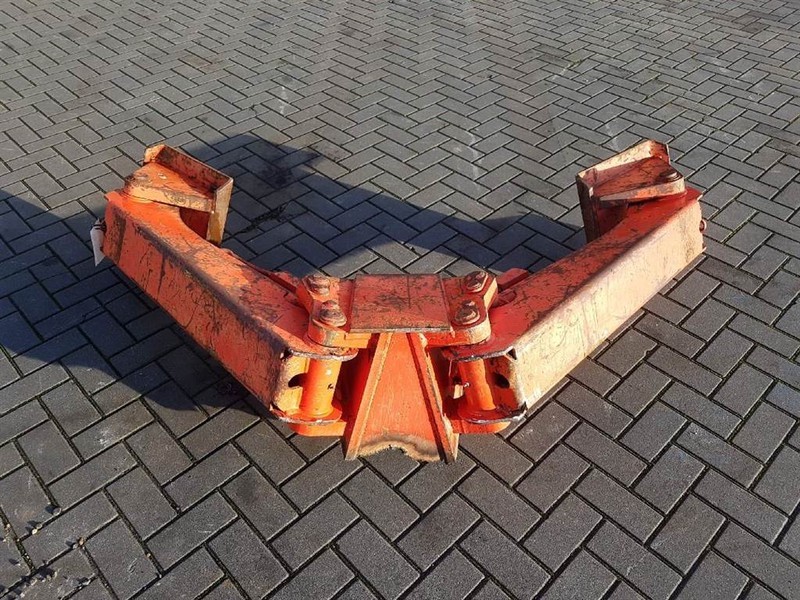 Manitou MT1233ST - Outrigger/Pratzen/Stempelpoot - Рама/ Шаси: снимка 3 Manitou MT1233ST - Outrigger/Pratzen/Stempelpoot - Рама/ Шаси: снимка 3