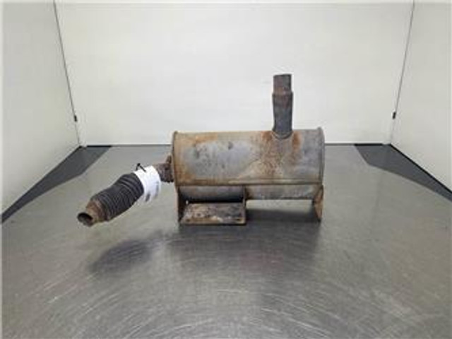 Manitou MT523-250522-Exhaust/Auspuff/Uitlaat - Двигател за Строителна техника: снимка 1 Manitou MT523-250522-Exhaust/Auspuff/Uitlaat - Двигател за Строителна техника: снимка 1