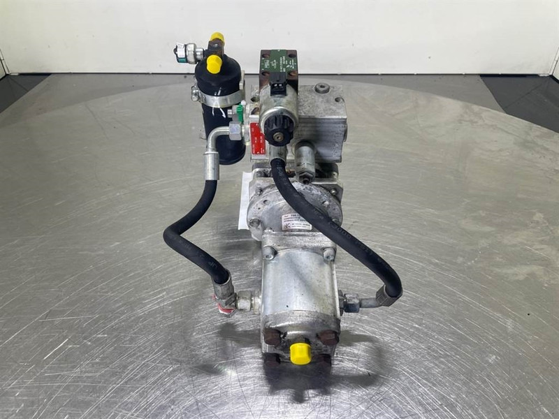 Mecalac 12MTX-5620108/6090359/6050187-Compressor - Двигател за Строителна техника: снимка 3 Mecalac 12MTX-5620108/6090359/6050187-Compressor - Двигател за Строителна техника: снимка 3