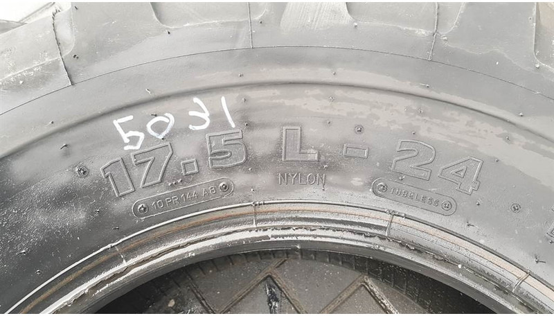Mitas 17.5L-24 - Tyre/Reifen/Band - Гума за Строителна техника: снимка 3 Mitas 17.5L-24 - Tyre/Reifen/Band - Гума за Строителна техника: снимка 3