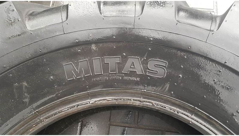 Mitas 17.5L-24 - Tyre/Reifen/Band - Гума за Строителна техника: снимка 2 Mitas 17.5L-24 - Tyre/Reifen/Band - Гума за Строителна техника: снимка 2