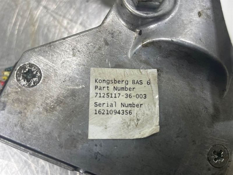 New Holland W110C-Case 7125117-Kongsberg BAS 6-Gas pedal - Кабина и интериор за Строителна техника: снимка 3 New Holland W110C-Case 7125117-Kongsberg BAS 6-Gas pedal - Кабина и интериор за Строителна техника: снимка 3
