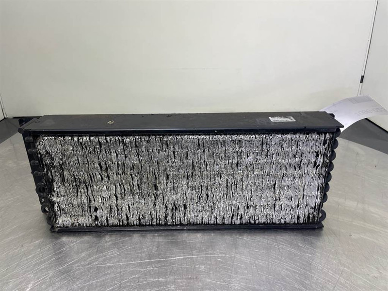 New Holland W110C-Denso 76082744-Airco condenser - Рама/ Шаси за Строителна техника: снимка 1 New Holland W110C-Denso 76082744-Airco condenser - Рама/ Шаси за Строителна техника: снимка 1