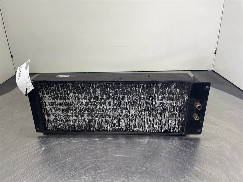 New Holland W110C-Denso 76082744-Airco condenser - Рама/ Шаси за Строителна техника: снимка 3 New Holland W110C-Denso 76082744-Airco condenser - Рама/ Шаси за Строителна техника: снимка 3