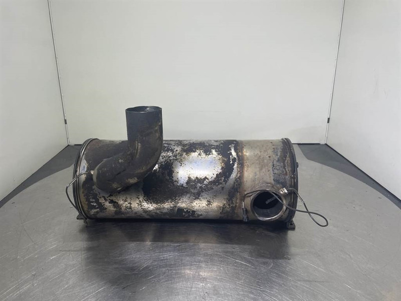 New Holland W110C - Exhaust/Auspuff/Uitlaat - Двигател за Строителна техника: снимка 1 New Holland W110C - Exhaust/Auspuff/Uitlaat - Двигател за Строителна техника: снимка 1