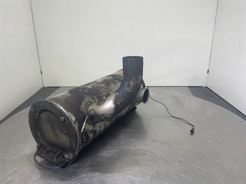 New Holland W110C - Exhaust/Auspuff/Uitlaat - Двигател за Строителна техника: снимка 2 New Holland W110C - Exhaust/Auspuff/Uitlaat - Двигател за Строителна техника: снимка 2