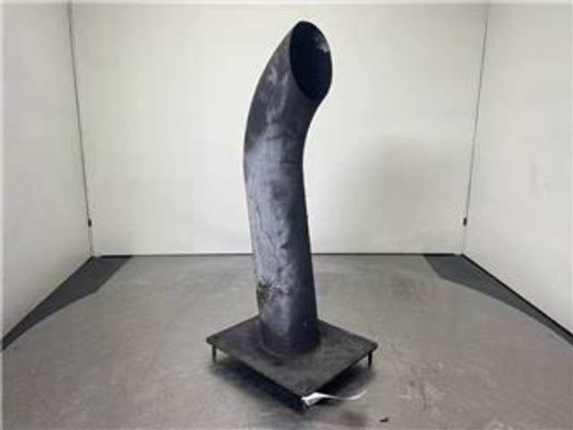 New Holland W110C - Exhaust/Auspuff/Uitlaat - Двигател за Строителна техника: снимка 1 New Holland W110C - Exhaust/Auspuff/Uitlaat - Двигател за Строителна техника: снимка 1