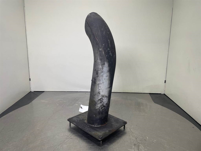 New Holland W110C - Exhaust/Auspuff/Uitlaat - Двигател за Строителна техника: снимка 3 New Holland W110C - Exhaust/Auspuff/Uitlaat - Двигател за Строителна техника: снимка 3