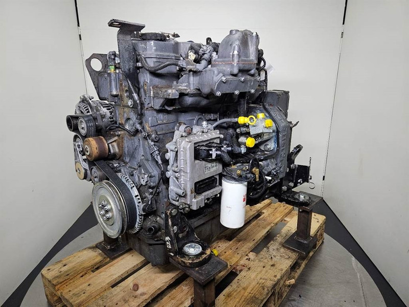 New Holland W110C-FPT F4HFE413J-Engine/Motor - Двигател за Строителна техника: снимка 2 New Holland W110C-FPT F4HFE413J-Engine/Motor - Двигател за Строителна техника: снимка 2