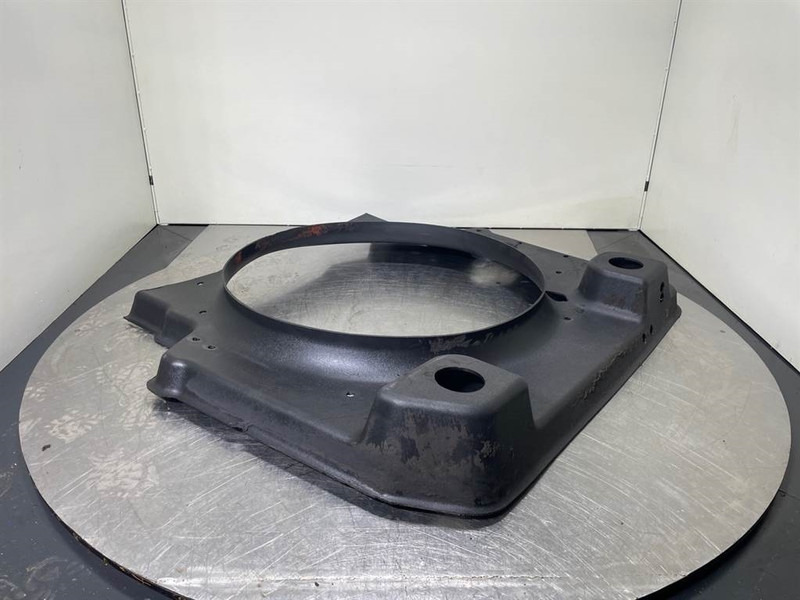 New Holland W110C-Fan guard/Schutzgitter/Koelvin afscherming - Двигател за Строителна техника: снимка 4 New Holland W110C-Fan guard/Schutzgitter/Koelvin afscherming - Двигател за Строителна техника: снимка 4