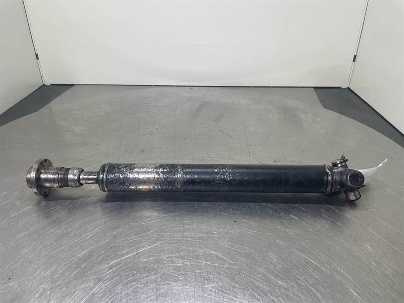 New Holland W110C - Propshaft/Gelenkwelle/Cardanas - Ос и части за Строителна техника: снимка 1 New Holland W110C - Propshaft/Gelenkwelle/Cardanas - Ос и части за Строителна техника: снимка 1