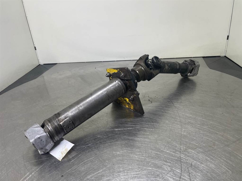 New Holland W110C - Propshaft/Gelenkwelle/Cardanas - Ос и части за Строителна техника: снимка 2 New Holland W110C - Propshaft/Gelenkwelle/Cardanas - Ос и части за Строителна техника: снимка 2