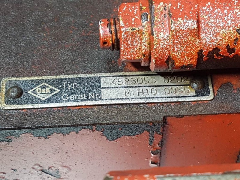 Хидравлика O & K 4522059 - O&K L15 B - Valve/Ventile/Ventiel: снимка 7