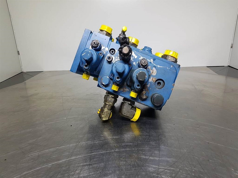 Rexroth M6-1116-00/3M6 - Fiat-Hitachi W170 - Valve - Хидравлика: снимка 2 Rexroth M6-1116-00/3M6 - Fiat-Hitachi W170 - Valve - Хидравлика: снимка 2