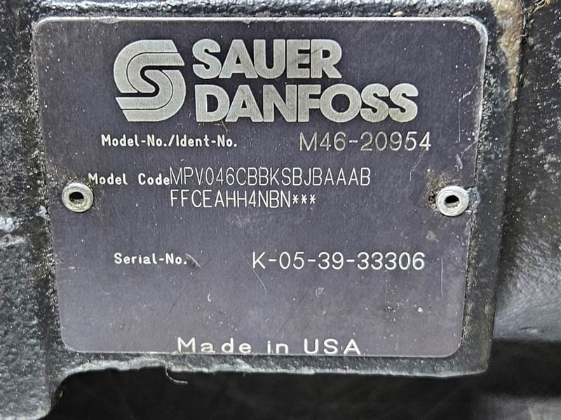Лизинг на Sauer Danfoss MPV046CBBK-M46-20954-Drive pump/Fahrpumpe/Rijpomp Sauer Danfoss MPV046CBBK-M46-20954-Drive pump/Fahrpumpe/Rijpomp: снимка 7