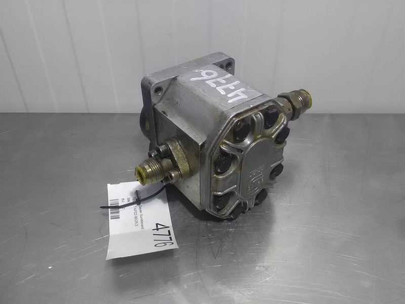 Sauer Sundstrand TAP22-90/26,5SC001/1D - Gearpump - Хидравлика: снимка 2 Sauer Sundstrand TAP22-90/26,5SC001/1D - Gearpump - Хидравлика: снимка 2