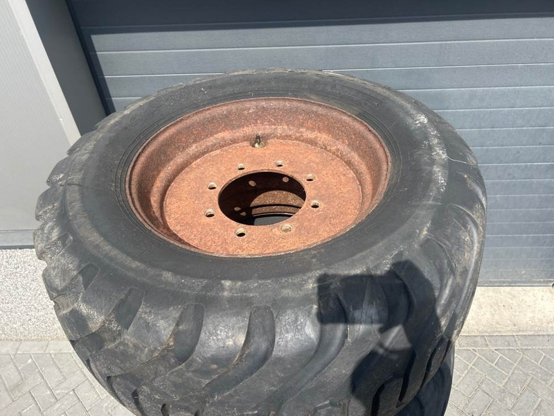 Schaeff SKL841-Altura 550/45-22.5-Tire/Reifen/Band - Гуми и джанти за Строителна техника: снимка 3 Schaeff SKL841-Altura 550/45-22.5-Tire/Reifen/Band - Гуми и джанти за Строителна техника: снимка 3