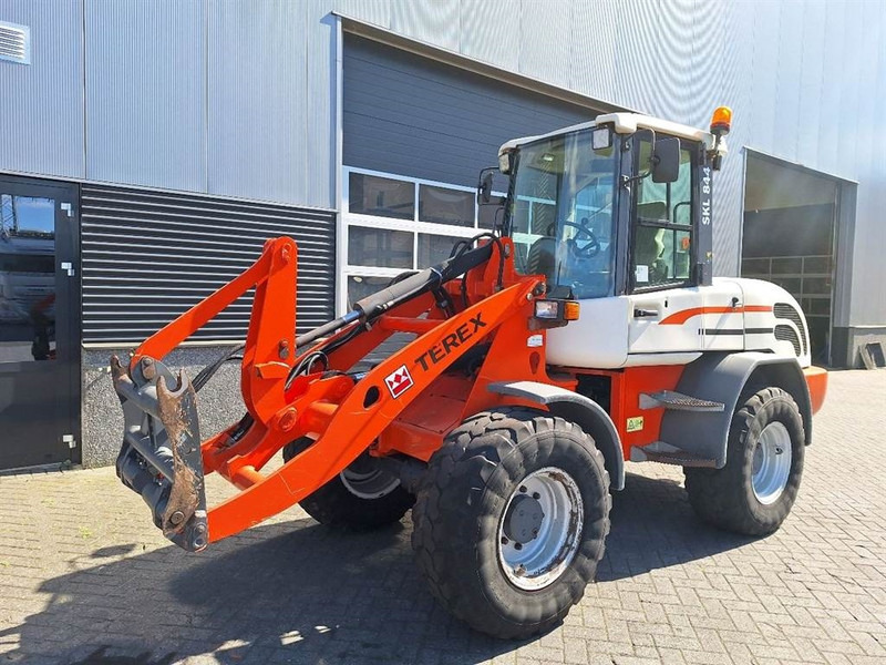 Schaeff SKL844 - Колесен товарач: снимка 2 Schaeff SKL844 - Колесен товарач: снимка 2