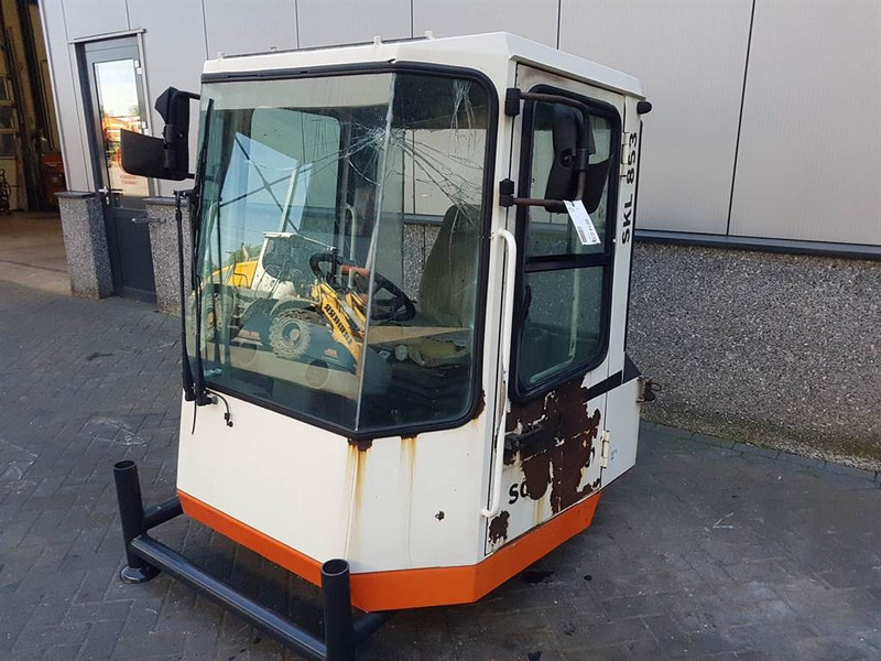 Schaeff SKL853-101980172-Cabin/Kabine/Cabine - Кабина и интериор за Строителна техника: снимка 2 Schaeff SKL853-101980172-Cabin/Kabine/Cabine - Кабина и интериор за Строителна техника: снимка 2