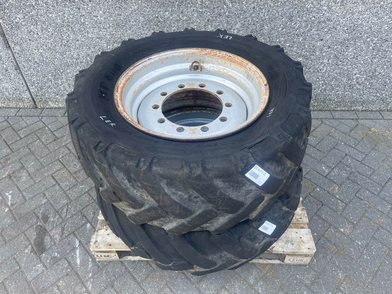 Schaeff SKS661-BKT 405/70-24 (16/70-24)-Tire/Reifen/Band - Гуми и джанти за Строителна техника: снимка 2 Schaeff SKS661-BKT 405/70-24 (16/70-24)-Tire/Reifen/Band - Гуми и джанти за Строителна техника: снимка 2