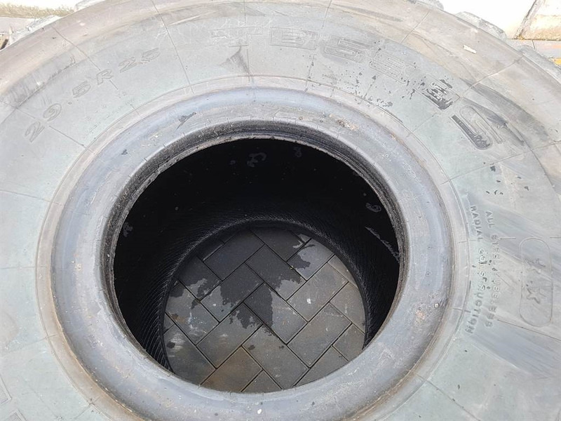 TRIANGLE 29.5R25 - Tyre/Reifen/Band - Гума за Строителна техника: снимка 4 TRIANGLE 29.5R25 - Tyre/Reifen/Band - Гума за Строителна техника: снимка 4
