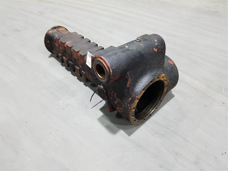 Terex Schaeff SKL833-AP-R725-Axle housing/Achskörper/Astrechter - Ос и части за Строителна техника: снимка 2 Terex Schaeff SKL833-AP-R725-Axle housing/Achskörper/Astrechter - Ос и части за Строителна техника: снимка 2