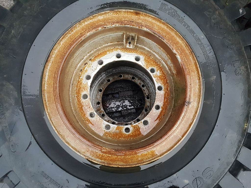 Terex TL210-Solideal 20.5-25-Tire/Reifen/Band - Гуми и джанти за Строителна техника: снимка 5 Terex TL210-Solideal 20.5-25-Tire/Reifen/Band - Гуми и джанти за Строителна техника: снимка 5