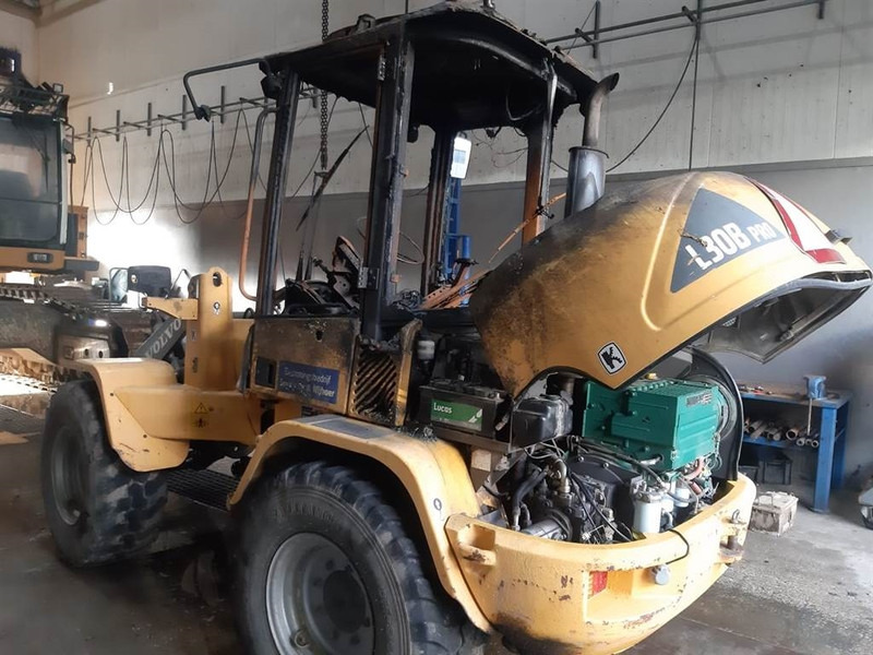Volvo L 30 B-Z / SX (For parts) - Колесен товарач: снимка 3 Volvo L 30 B-Z / SX (For parts) - Колесен товарач: снимка 3