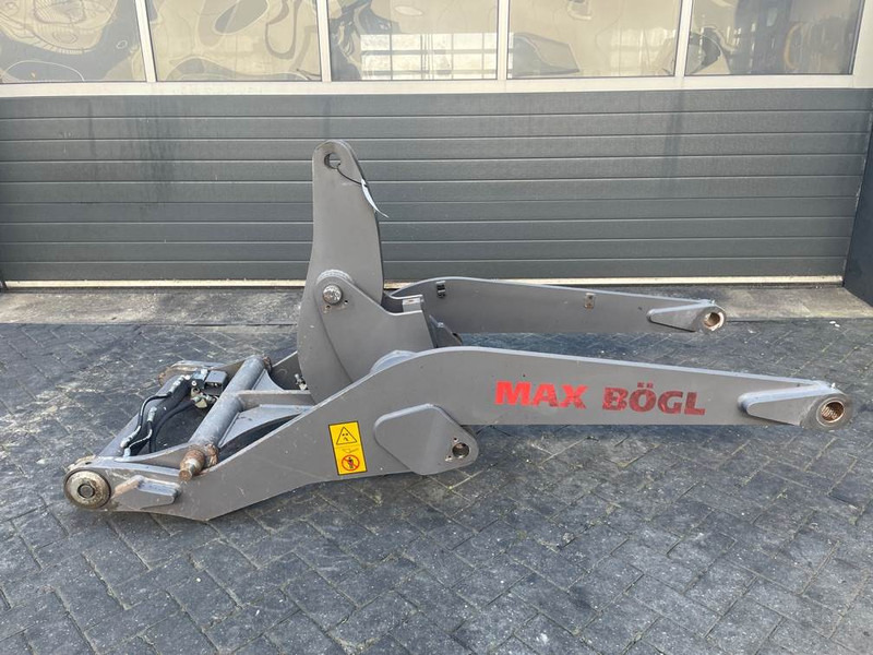 Volvo L30G-ZM2810515-Lifting framework/Schaufelarm/Giek - Стрела за Строителна техника: снимка 2 Volvo L30G-ZM2810515-Lifting framework/Schaufelarm/Giek - Стрела за Строителна техника: снимка 2