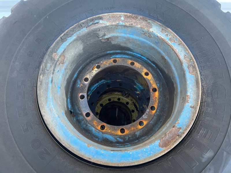 Werklust WG18B-Michelin 20.5R25-Tire/Reifen/Band - Гуми и джанти за Строителна техника: снимка 3 Werklust WG18B-Michelin 20.5R25-Tire/Reifen/Band - Гуми и джанти за Строителна техника: снимка 3
