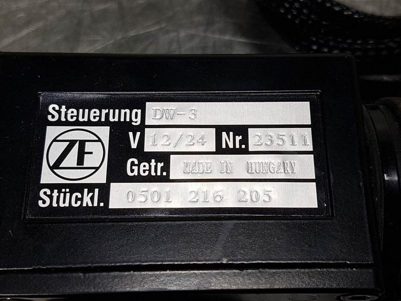 Werklust WG45C-ZF DW-3-Steer col switch/Lenkstockschalter - Електрическа система за Строителна техника: снимка 4 Werklust WG45C-ZF DW-3-Steer col switch/Lenkstockschalter - Електрическа система за Строителна техника: снимка 4