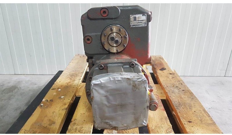 ZF 2HL - 100 - Zeppelin ZM15 - Transmission/Getriebe - Скоростна кутия и части за Строителна техника: снимка 4 ZF 2HL - 100 - Zeppelin ZM15 - Transmission/Getriebe - Скоростна кутия и части за Строителна техника: снимка 4