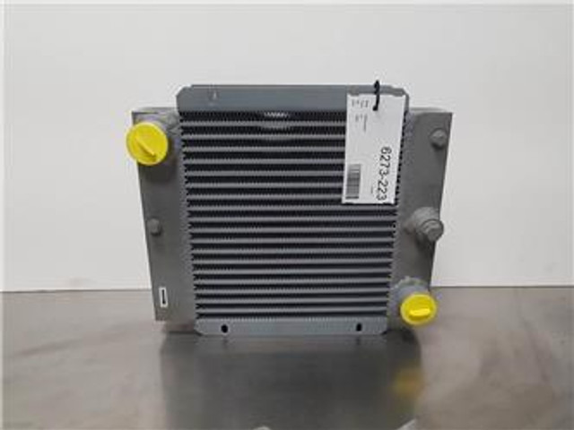 Zettelmeyer ZL-SLB KBK2T-091378-Cooler/Kühler/Koeler - Двигател за Строителна техника: снимка 1 Zettelmeyer ZL-SLB KBK2T-091378-Cooler/Kühler/Koeler - Двигател за Строителна техника: снимка 1