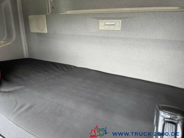 Volvo FH 500 BDF AHK/ Bett/ Kühlschrank/ Standheizung - Друга техника: снимка 3 Volvo FH 500 BDF AHK/ Bett/ Kühlschrank/ Standheizung - Друга техника: снимка 3