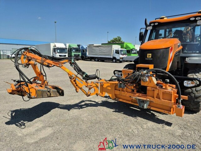 Трактор JCB Fastrac inklusive 4x4 Mulag Front + Heck Mäher: снимка 14