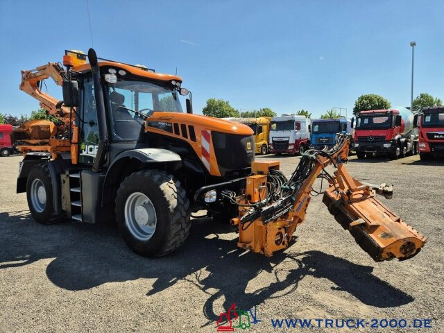 Трактор JCB Fastrac inklusive 4x4 Mulag Front + Heck Mäher: снимка 9