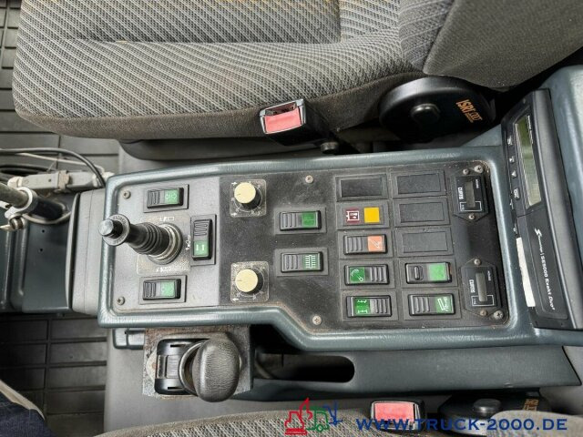 Multicar M30 6x4 3 Achsen Winterdienst Schild +Streuer - Лекотоварен автомобил: снимка 5 Multicar M30 6x4 3 Achsen Winterdienst Schild +Streuer - Лекотоварен автомобил: снимка 5
