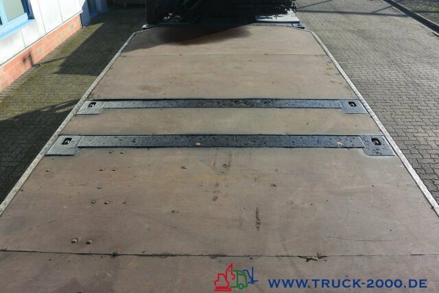 MAN TGA 26.410 6x4 Hiab 400 Container bei 8m/5Tonnen - Бордови камион, Камион с кран: снимка 2 MAN TGA 26.410 6x4 Hiab 400 Container bei 8m/5Tonnen - Бордови камион, Камион с кран: снимка 2