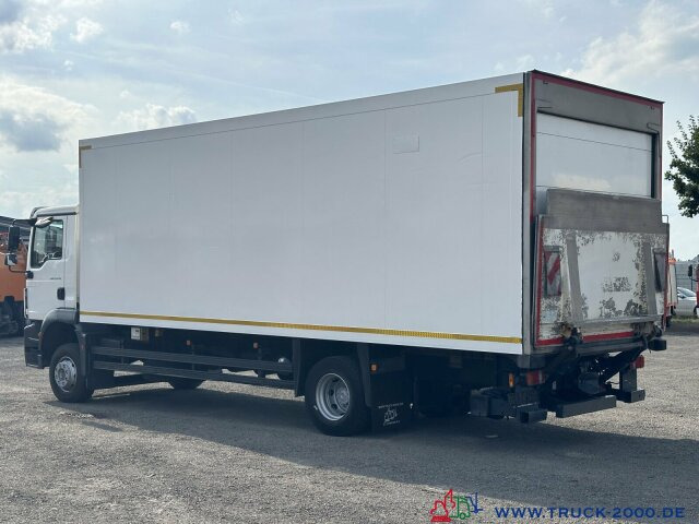 Рефрижератор камион MAN TGL 15.290 Tiefkühl Carrier -20 Rolltor/LBW: снимка 10